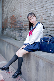 劝君忘